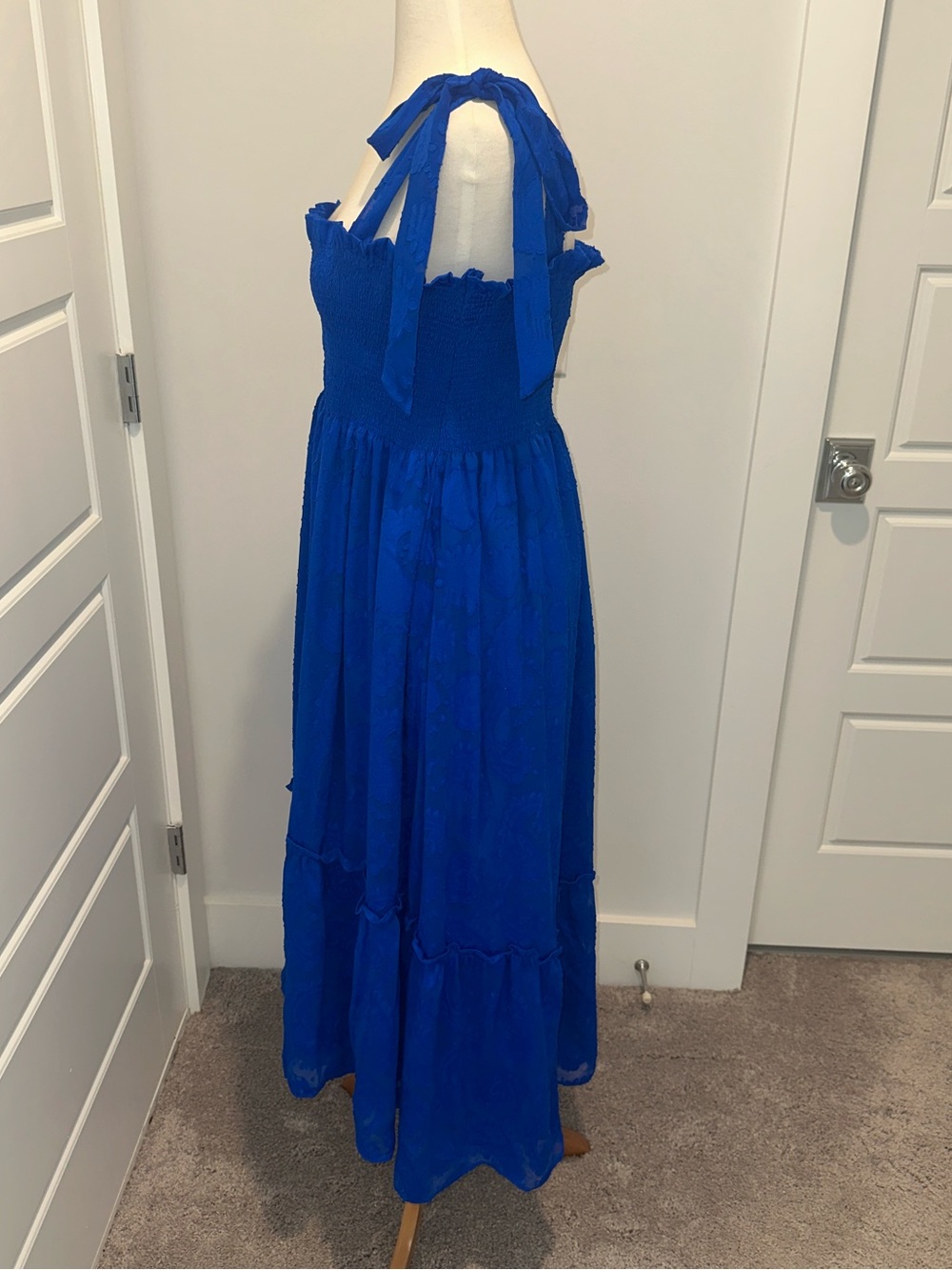 Lilly Pulitzer Rivera Smocked Midi Dress in Blue Grotto Size Large - Picture 4 of 12